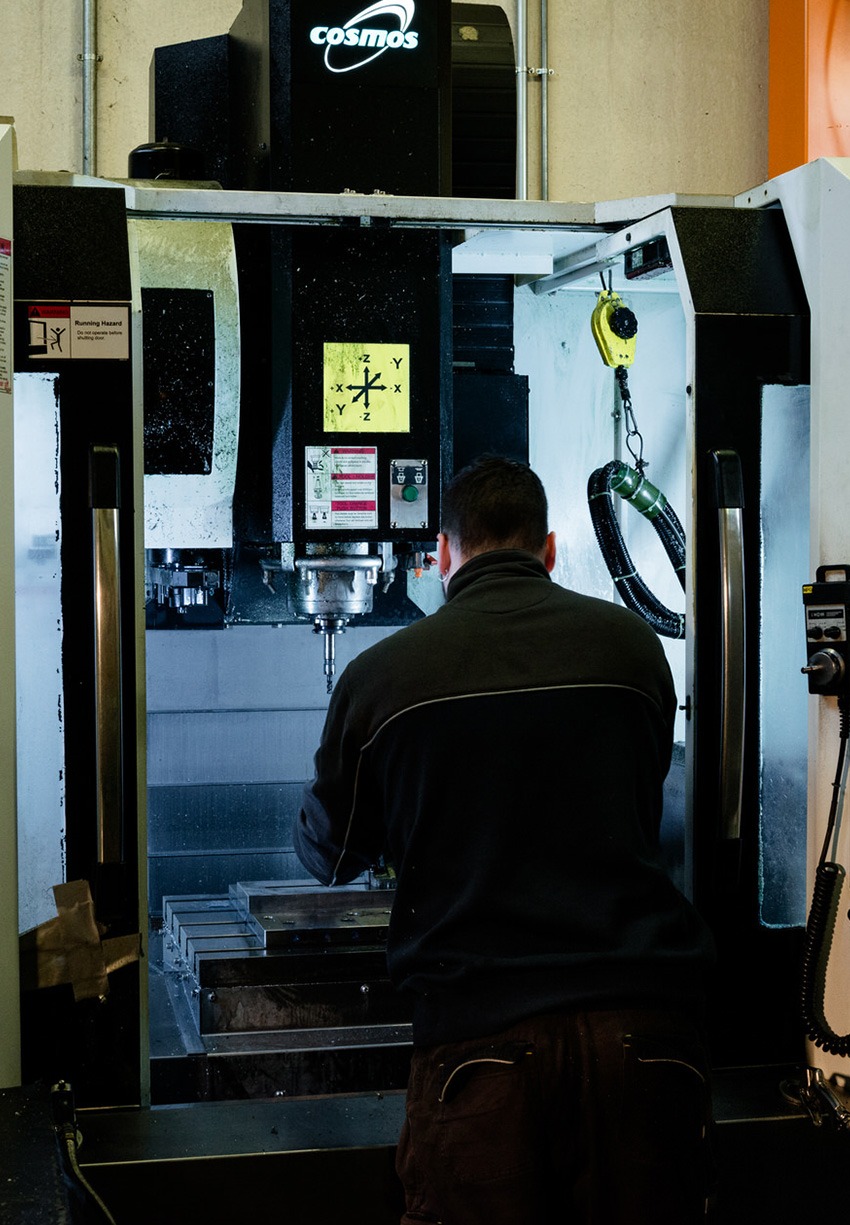 gmlavorazionimeccaniche.it---slider-macchine-1